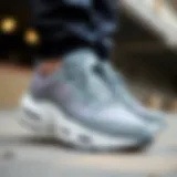 Choosing Stylish Sports Shoes Stylish sports shoes for active lifestyles